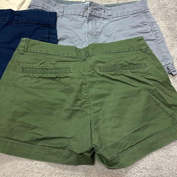 4 pairs of shorts - Picture 6 of 6